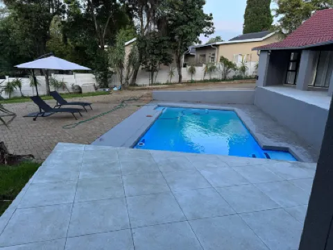 Bryanston Luxury Secure 4BR Haven Hotels in 