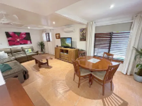 Oasis leafy Whitfield Hotels in Whitfield