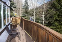 2109 B Chamonix Home