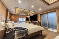 Jeonju Hanok HOTEL - พร้อมอาหารเช้า