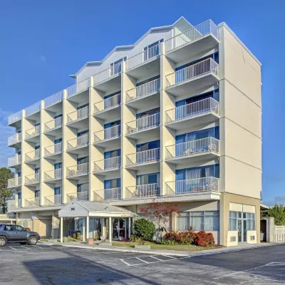 Motel 6 Norfolk, VA East Little Creek Hotels near Longest Pier