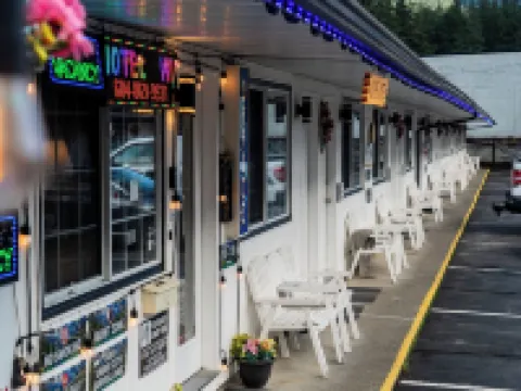 アルパイン モーテル ホープのホテル