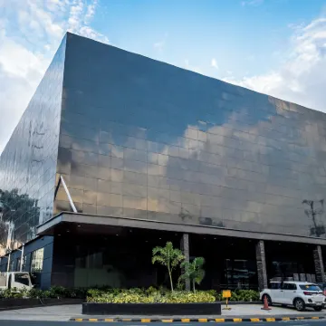 Green Sun Hotel Hotels near Magallanes Station