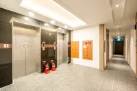 Jincheon Central Business Hotel - Motels