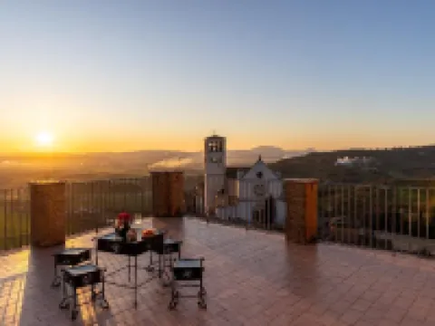 ホテル モナステロ サント アンドレア アッシジのホテル