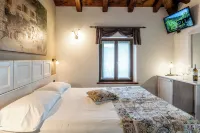 Il Roncal Wine Resort - for Wine Lovers Only - Farmhouses