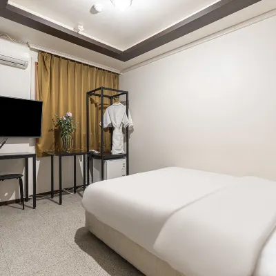 Suwon Station The Gallery Hotel Отели рядом с достопримечательностью «Железнодорожная станция Сувон»