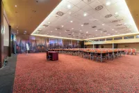 Holiday Inn ZILINA by IHG - Parkplatz