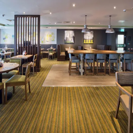 Premier Inn Cheltenham Town Centre