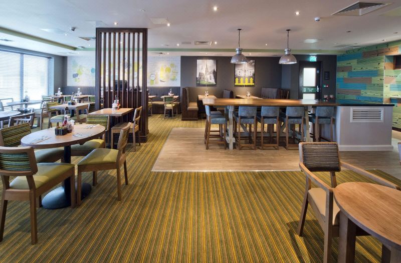 Premier Inn Cheltenham Town Centre photo 3