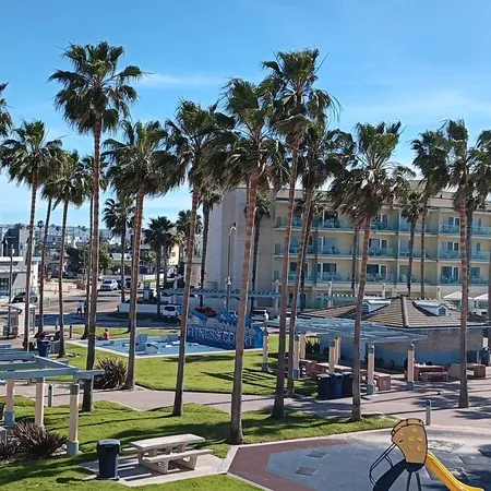 Beach Front Condo! San Diego-Imperial Beach-Coronadodod, Military Welcome!
