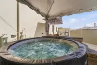 Luxar Suites & Apartments
