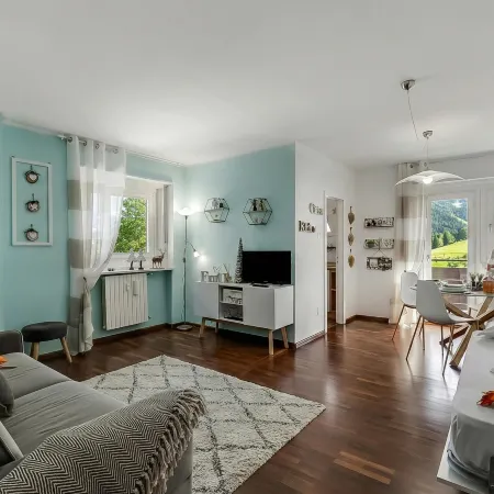 Studio Blue Petit - Happy Rentals