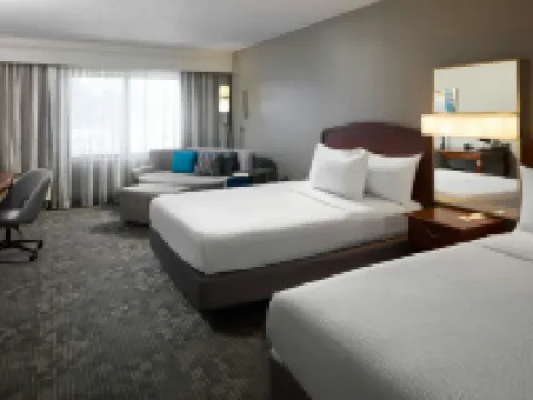 Courtyard Newark Granville Hotels in Newark