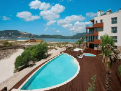 特羅亞普拉亞公寓-特輯集團 卡爾瓦利爾酒店