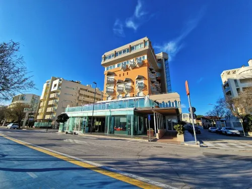 City Hotel