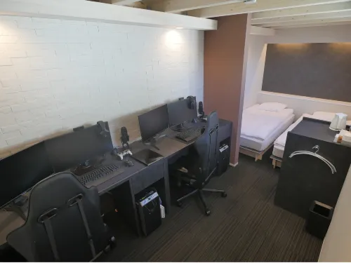 Hotel Villa The Room e-Sports & Resort