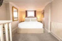 House Arundel Hotels near Arundel Cathedral