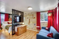 Great Couples & Solo Travelers: Near Hwy 195 & 90 - Kitchen