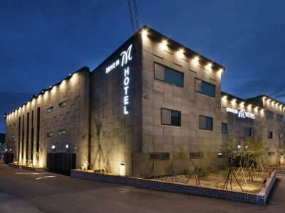 Gimje M Hotel Drive-IN