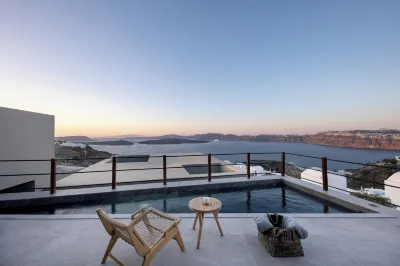 Melidonia Suites Hotels in Akrotiri