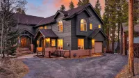 Gold King Lodge by Avantstay Hot Tub + Game Room + Fireplace Mins to Peak 9 + Historic Main Street - Country Houses