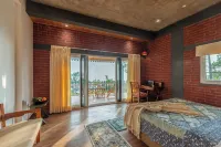 ELIVAAS 4 BHK With Garden & Bonfire - Fleur De Lis