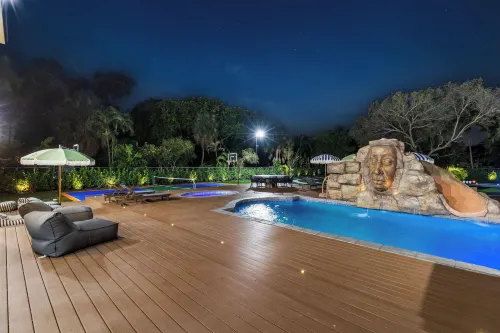 Unique Private Racing Track Villa - Villas