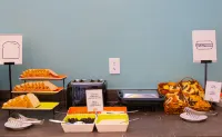 Garner Hotel MAZATLAN BEACH by IHG - breakfast