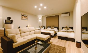 Grand Base Karatsu Ekiminami
