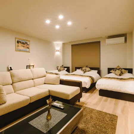 Grand Base Karatsu Ekiminami