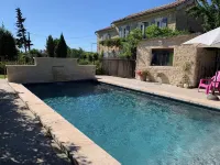 Farmhouse in Carpentras with Pool - Villas