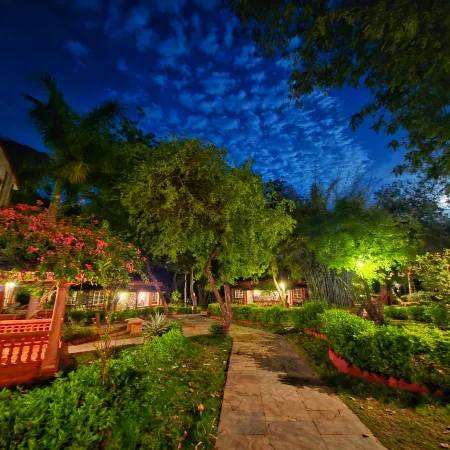 Tiger Moon Resort Отели в г. Савай-Мадхопур