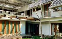 Oemah Kakang Loft & Bed