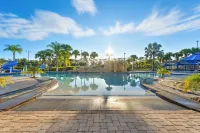 Stylish 4br, Private Pool, Themed Rooms, Sleeps 13 - Pools