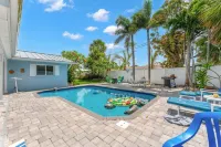 4822 Fairview Dr - Private Pool