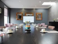 Poets House Hotels in Ely