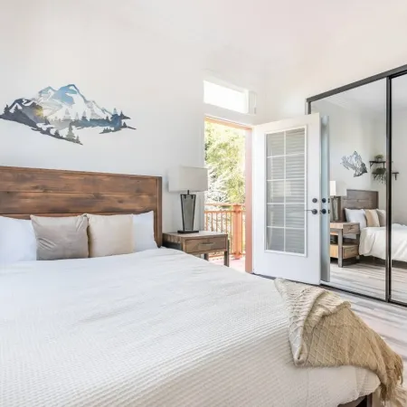 Sea La Vie 4 Bed Home