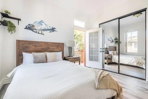Sea La Vie 4 Bed Home