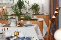 Trip Inn Hotel Zum Riesen Hanau - breakfast