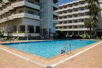 Hotel Apartamentos Bajondillo - ติดทะเล