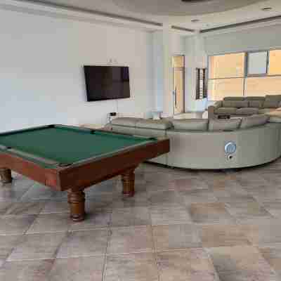 Tropical Paradise Getaway in Acapulco with Private Infinity Pool Fitness & Recreational Facilities
