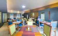 Comfy Inn Mabini Manila - Breakfast