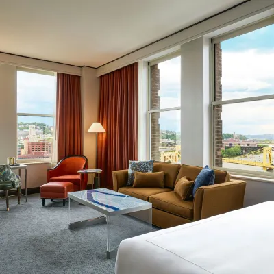 The Atterbury Hotel, Autograph Collection Отели рядом с достопримечательностью «Стейшн Сквер»