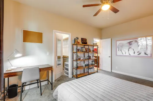 Spacious Retreat < 3 Mi to Downtown Flagstaff! - شقق