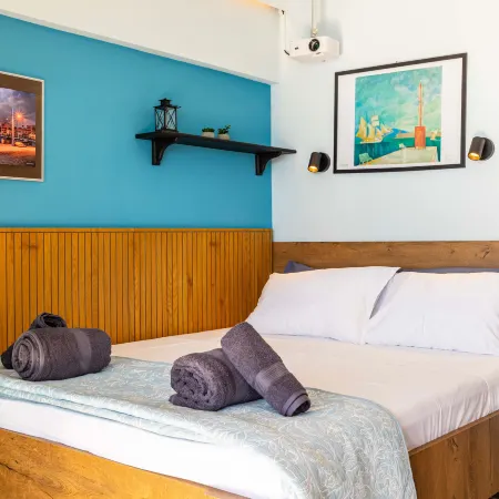 Beachfront Sunny Penthouse - Kalamata SeaBliss