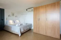 Porto Cheli Studio - Poolside Lux Getaway - 3-Star