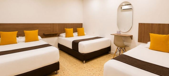 อาเยนดา โฮเทล เฮเลนาส โรงแรมในรีโออาชา