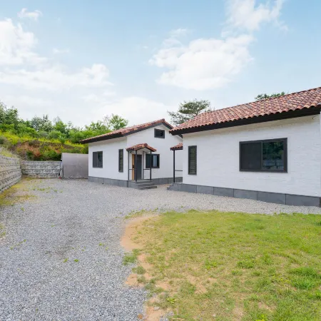 Anseong Yongseol Baram Stay Pension