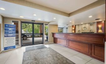 Best Western Alderwood - Housity